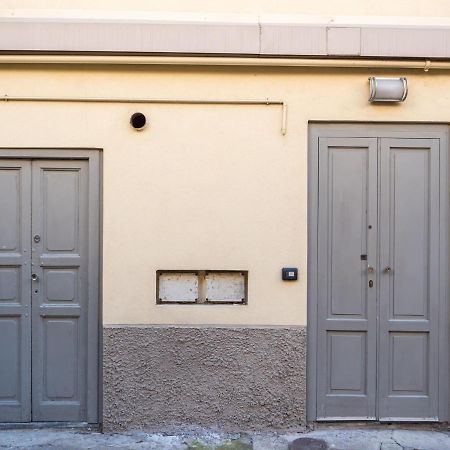 The Best Rent - Studio Nearby Sant'Agostino Metro มิลาน ภายนอก รูปภาพ