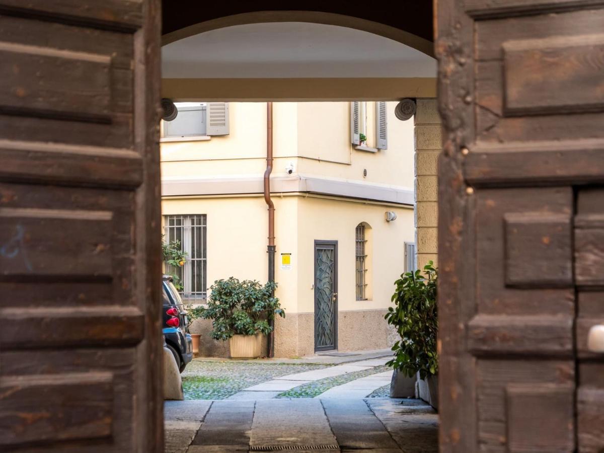The Best Rent - Studio Nearby Sant'Agostino Metro มิลาน ภายนอก รูปภาพ